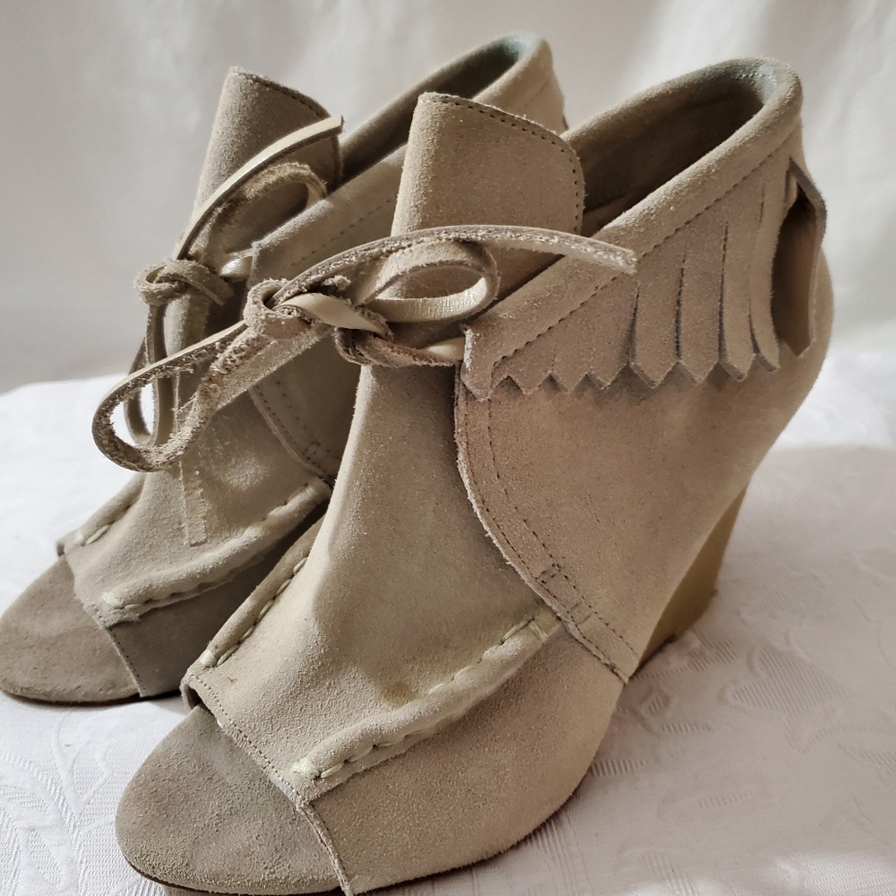 10 Crosby By Derek Lam Beige Suede Wedge SZ 8